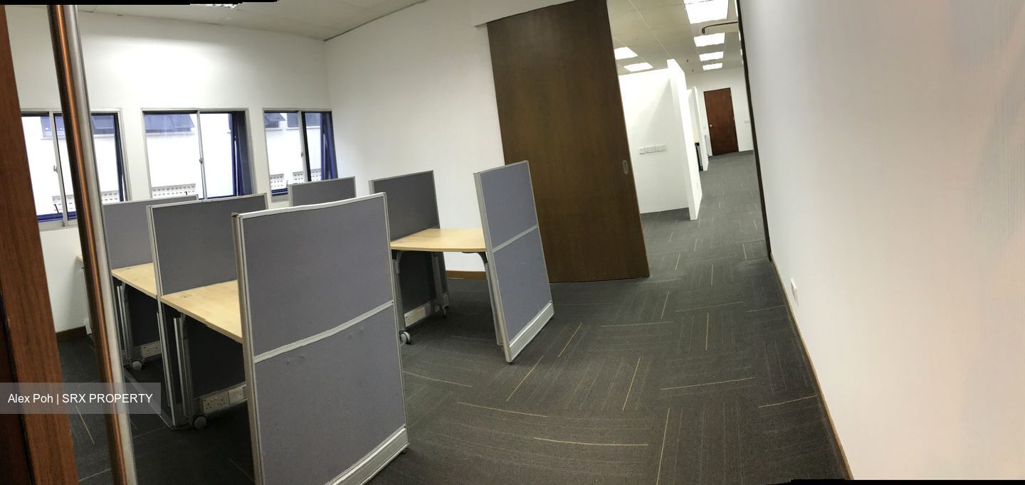 Crystal Time Building (D13), Office #634951001